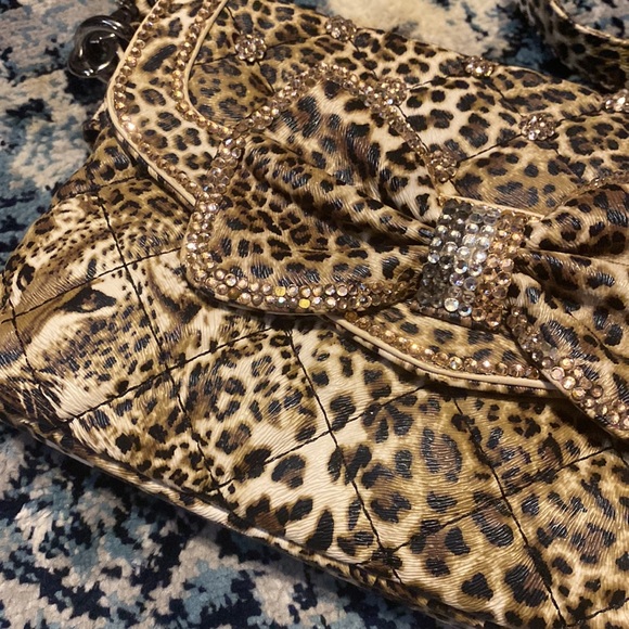 Leopard Crossbody Clutch - Picture 2 of 11